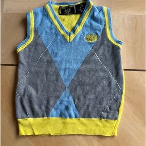 College Boys vest Sz 2T